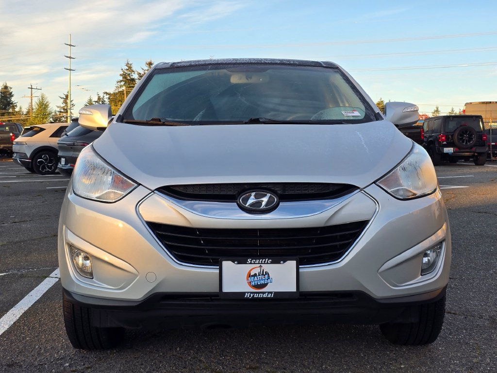 Used 2012 Hyundai Tucson Limited w/ Premium Pkg AWD/4WD image 3