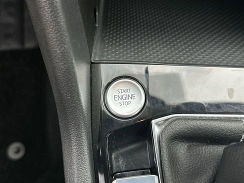 Certified 2023 Volkswagen Taos S FWD image 21