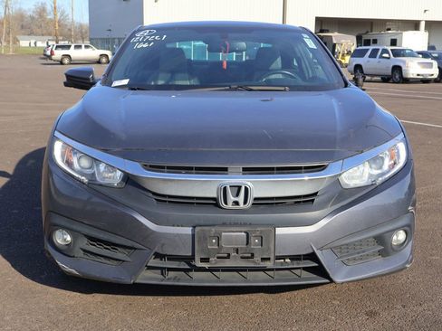 Used 2018 Honda Civic EX-L image 9