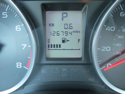 Used 2015 Subaru Forester 2.5i Premium w/ All-Weather Package image 11