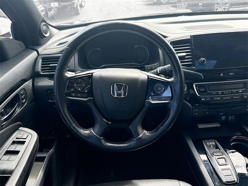 Used 2022 Honda Pilot Black Edition image 12