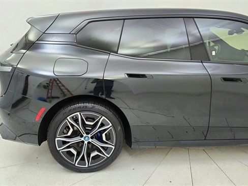 Used 2024 BMW iX xDrive50 w/ Premium Package image 12