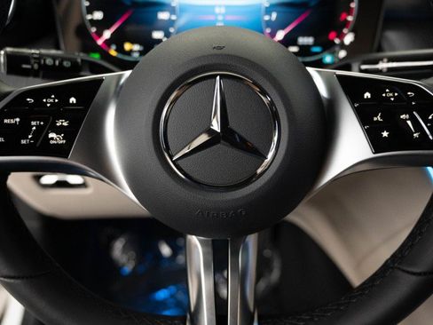 New 2027 Mercedes-Benz GLC 300 image 23