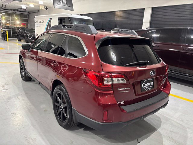 Used 2017 Subaru Outback 2.5i Limited AWD/4WD image 6