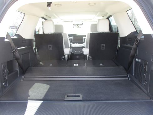 Used 2025 Ford Expedition Platinum AWD/4WD image 47