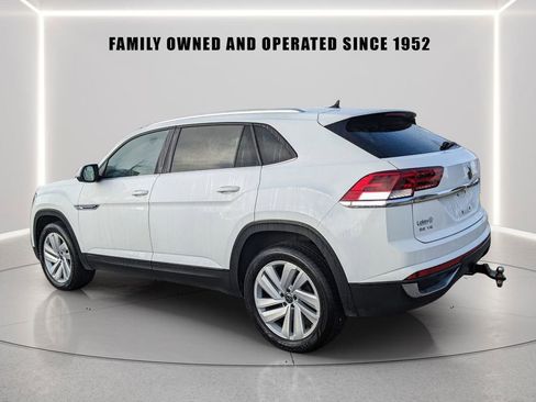 Certified 2023 Volkswagen Atlas Cross Sport SE image 5