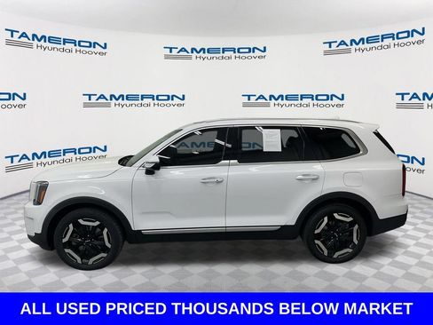 Used 2023 Kia Telluride S w/ S Sunroof Package FWD image 2