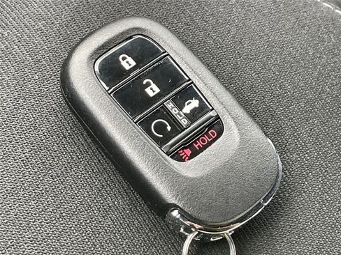 Used 2022 Honda Civic Sport image 29