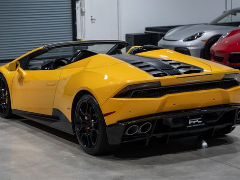 Used 2016 Lamborghini Huracan LP 610-4 image 64