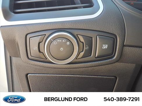 Used 2023 Ford Edge SEL AWD/4WD image 21