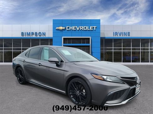 Used 2022 Toyota Camry XSE image 2