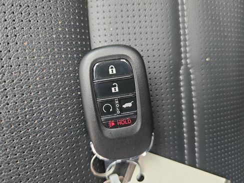 Used 2024 Honda CR-V EX-L image 37