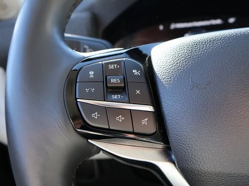 Certified 2025 Ford Explorer Platinum w/ LUX Leather Package image 28