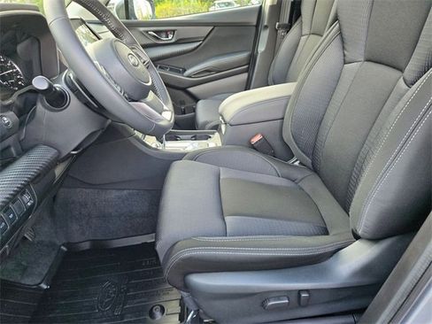 Used 2025 Subaru Ascent Premium image 18