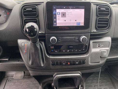 Used 2025 RAM ProMaster 1500 FWD image 14