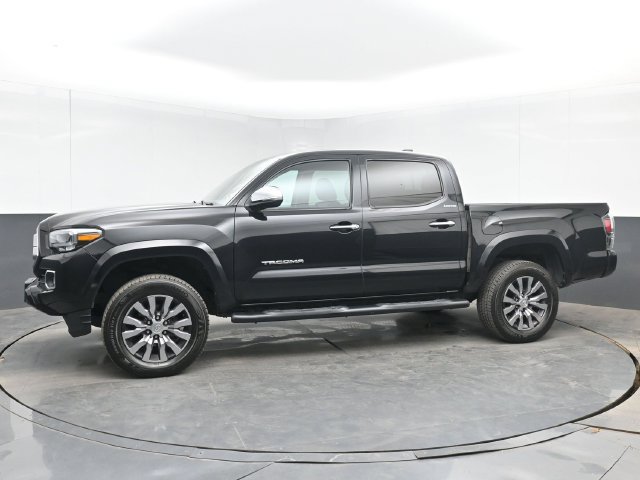 Used 2022 Toyota Tacoma Limited AWD/4WD image 11