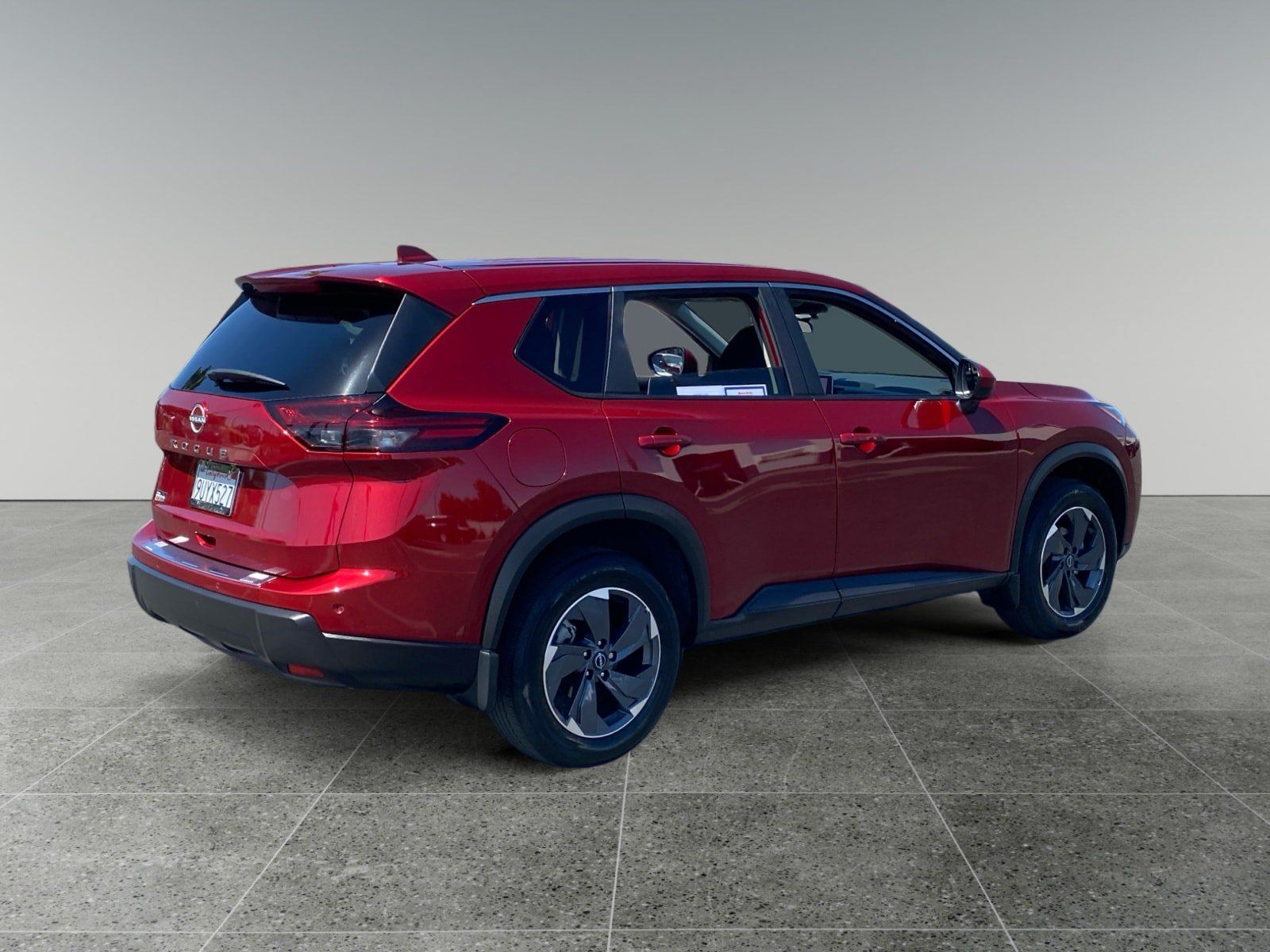 Used 2025 Nissan Rogue SV FWD image 5