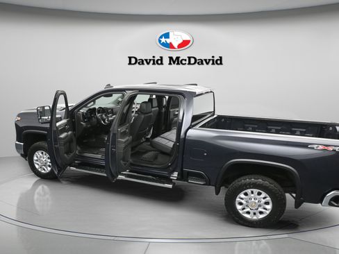 Used 2024 Chevrolet Silverado 2500 LTZ image 46