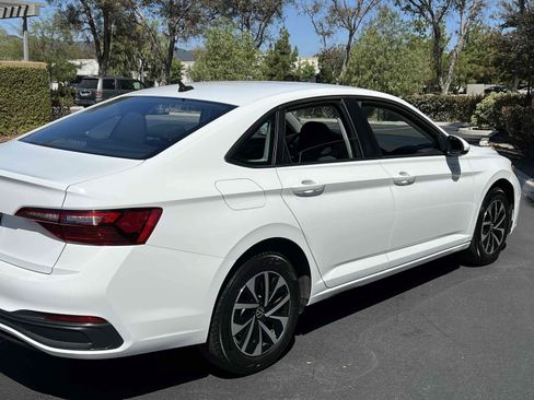 Used 2022 Volkswagen Jetta S FWD image 46