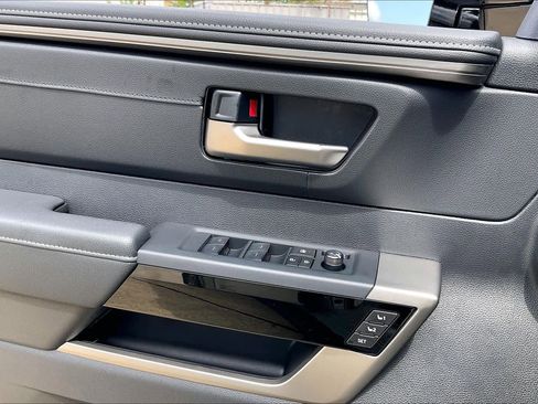 New 2026 Toyota Tundra Limited AWD/4WD image 18