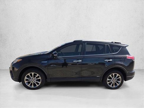 Certified 2018 Toyota RAV4 Limited image 9
