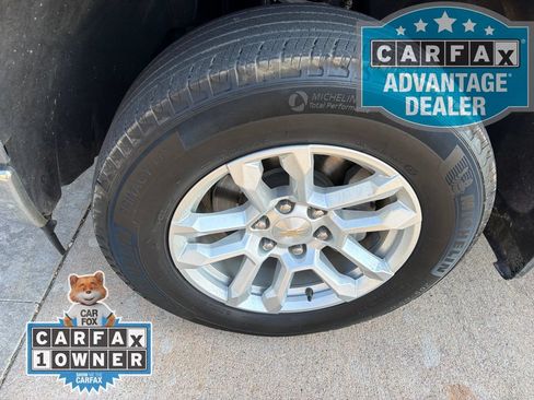 Used 2024 Chevrolet Silverado 1500 LT AWD/4WD image 7
