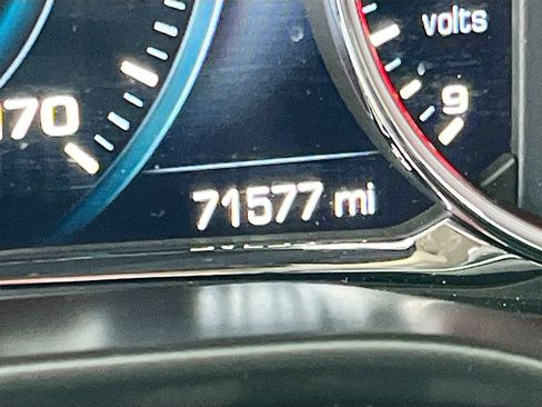 Used 2019 GMC Acadia Denali w/ Technology Package AWD/4WD image 12
