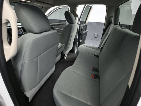 Used 2019 RAM 1500 Express w/ Express Value Package AWD/4WD image 36