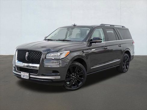 Used 2024 Lincoln Navigator L Black Label image 1