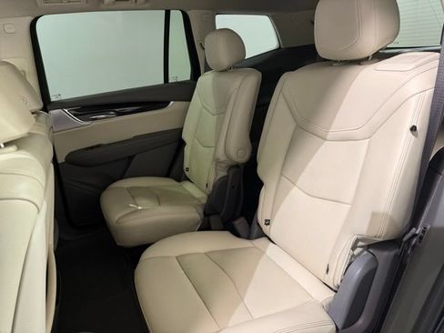 Used 2023 Cadillac XT6 Premium Luxury AWD/4WD image 29