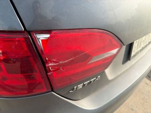 Used 2014 Volkswagen Jetta SE FWD image 12