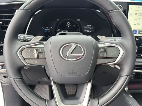 New 2026 Lexus RX 450h AWD image 21