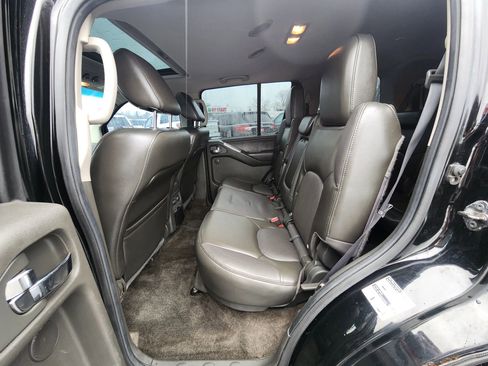 Used 2012 Nissan Pathfinder Silver image 19
