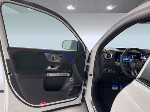 New 2026 Mercedes-Benz GLB 35 AMG 4MATIC image 5