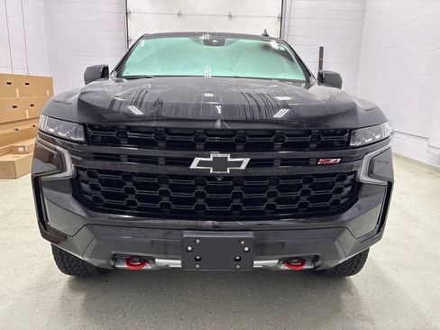 Used 2024 Chevrolet Suburban Z71 w/ Luxury Package AWD/4WD image 9