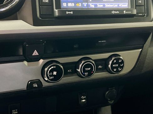 Used 2018 Toyota Tacoma SR5 image 26