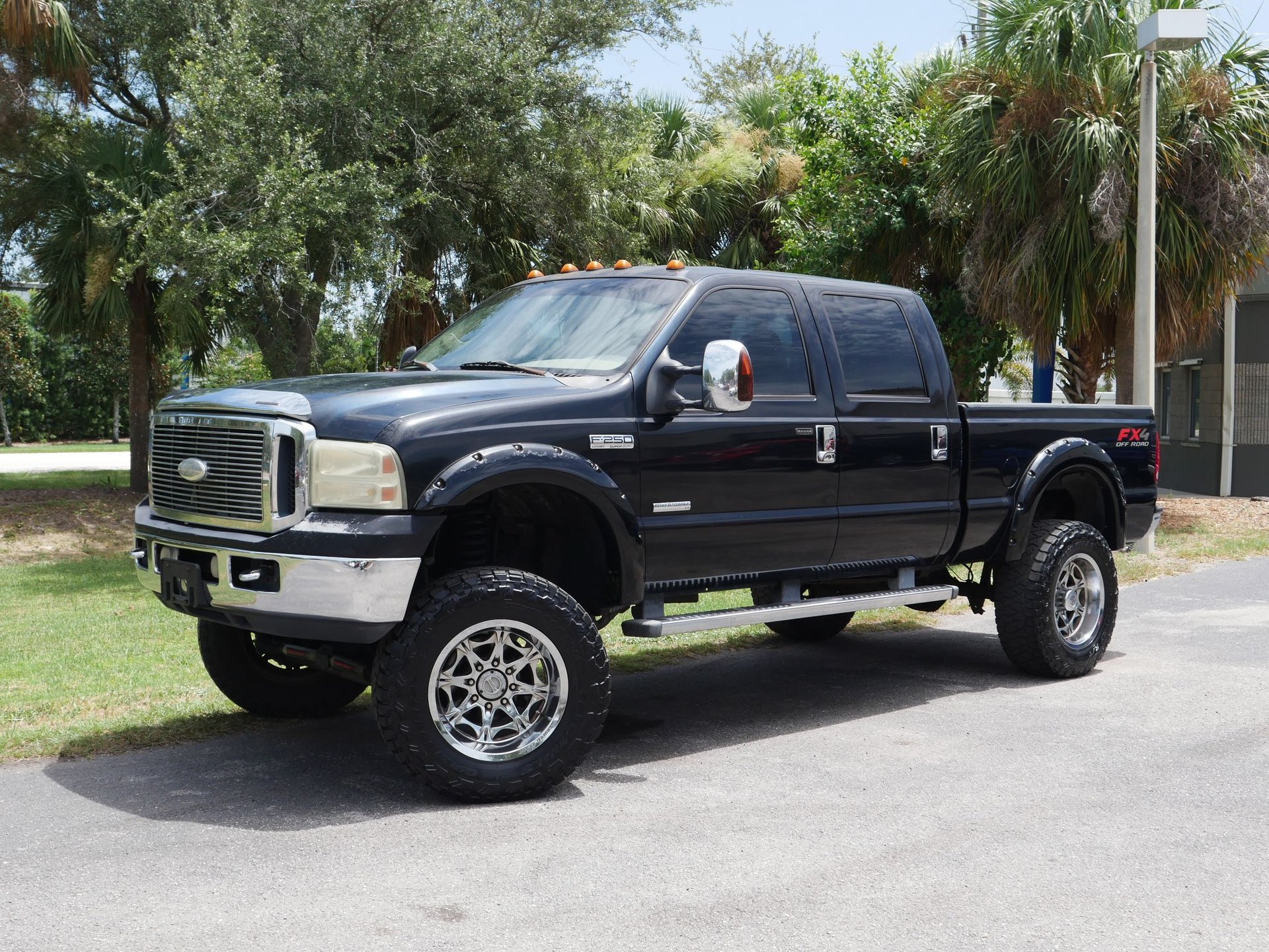 Used 2006 Ford F250 Lariat AWD/4WD image 12
