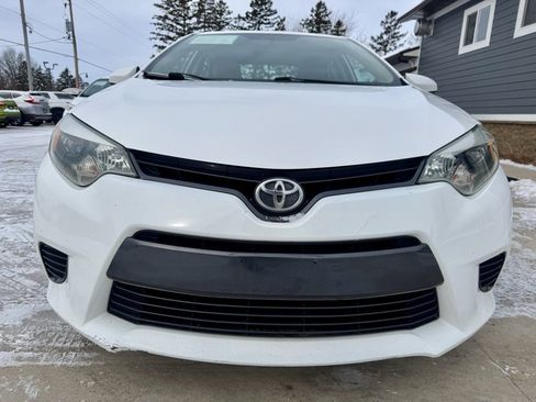Used 2016 Toyota Corolla LE image 3