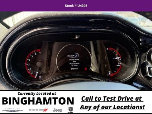 Used 2022 Dodge Durango SXT w/ Blacktop Package image 10