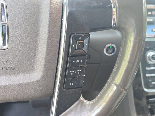 Used 2015 Lincoln Navigator 4WD image 18