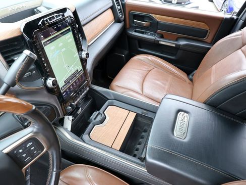 Used 2020 RAM 2500 Limited image 42