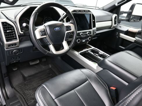 Used 2022 Ford F250 Lariat w/ Tremor Off-Road Package image 21