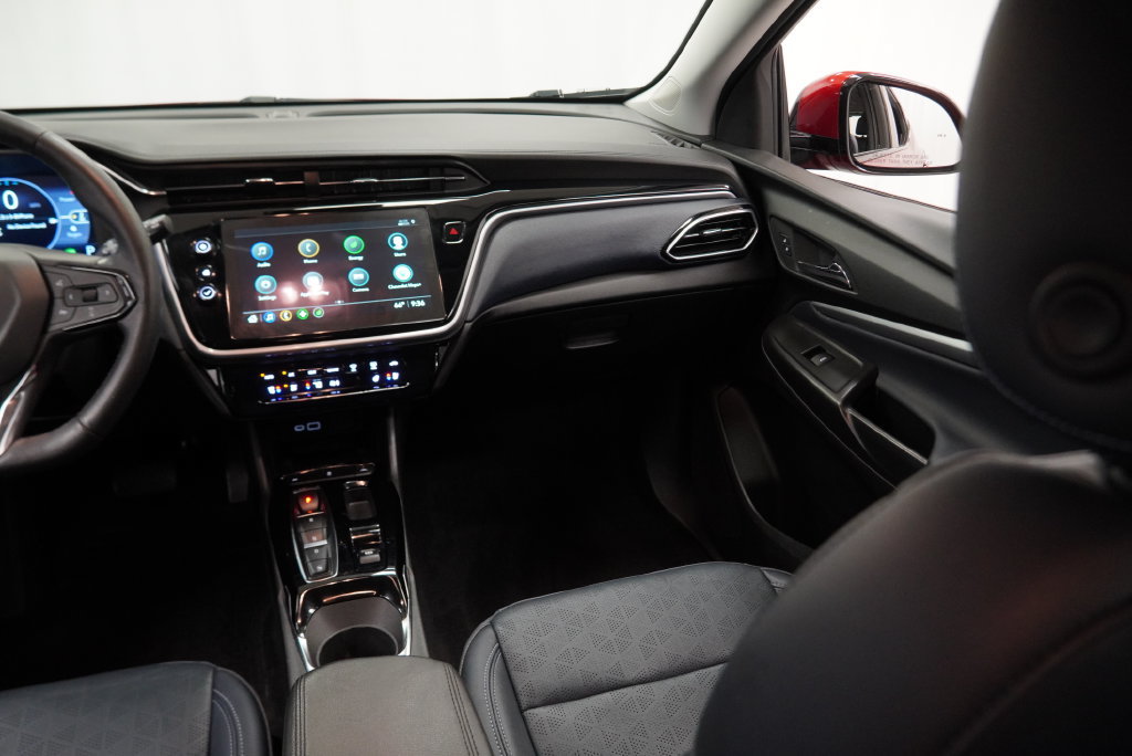 Used 2023 Chevrolet Bolt EUV Premier FWD image 22