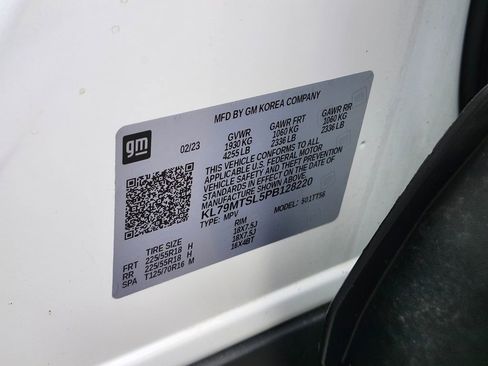 Used 2023 Chevrolet TrailBlazer RS w/ Sun and Liftgate Package image 32