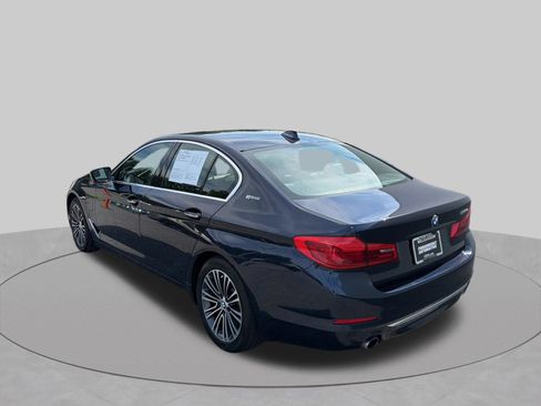 Used 2018 BMW 530e xDrive AWD/4WD image 10