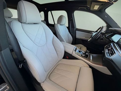 Used 2023 BMW X5 sDrive40i w/ Premium Package image 30