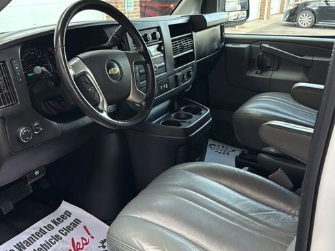 Used 2017 Chevrolet Express 2500 LS image 31