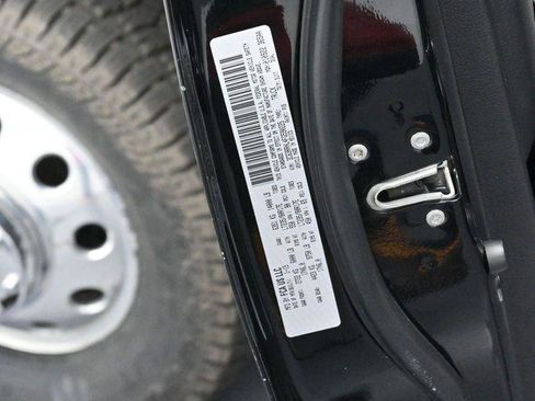 Used 2015 RAM 3500 Laramie Longhorn image 38