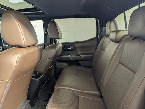 Certified 2023 Toyota Tacoma Limited image 28