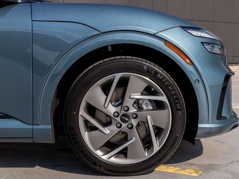 New 2026 Genesis GV60 Advance AWD/4WD image 5